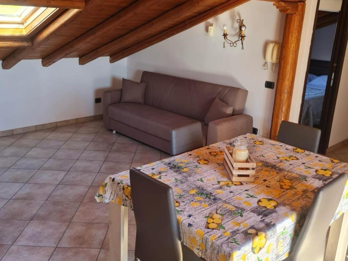 Casa Vacanza Lmt Aci Catena Eksteriør bilde